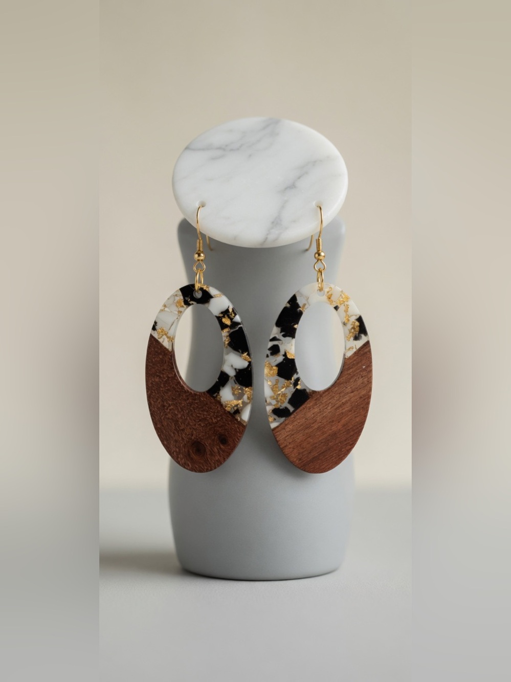 Oval wooden dangle earrings